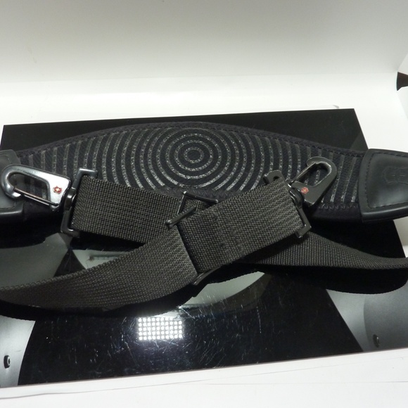 Swiss Army Shoulder Strap 43" Folio Messenger PADDED Replacement Strap Black - Picture 6 of 6